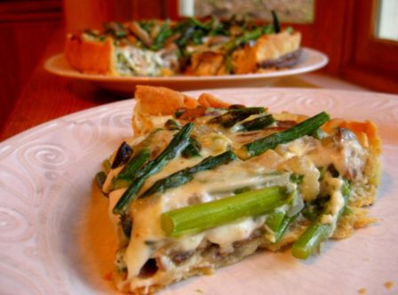 Cheesy Asparagus and Mushroom Quiche!