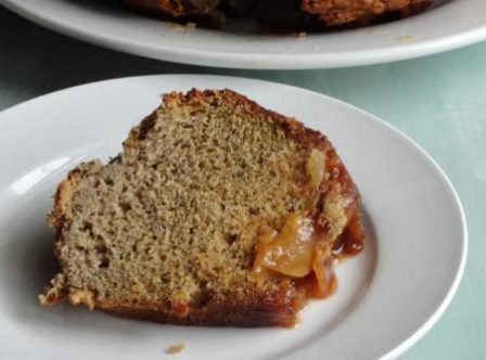 Caramel Apple Upside-Down Cake