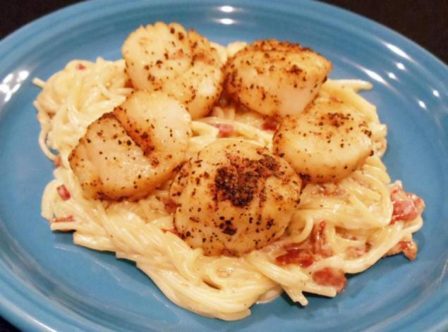 Creamy Bacon Pasta w/Coffee Spice Rubbed Scallops