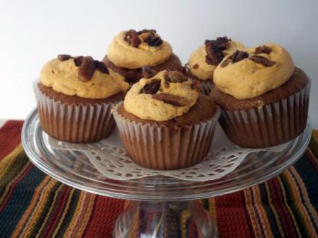 Pumpkin Spice Filled Cupcakes