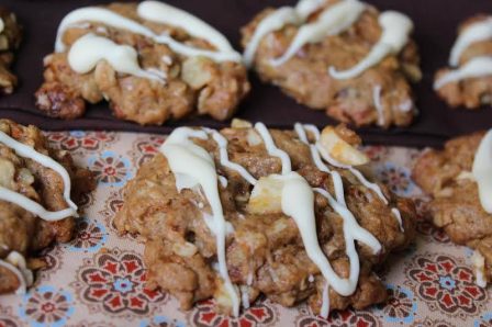 Oatmeal, Apple, Cinnamon Chip Cookies