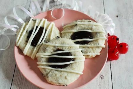 Peppermint Spritz Cookies