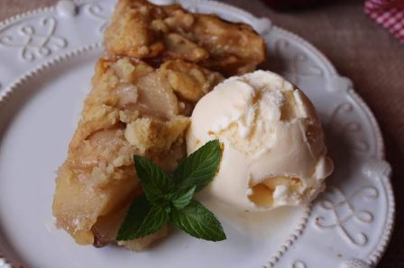 Brown Bag Apple Pie